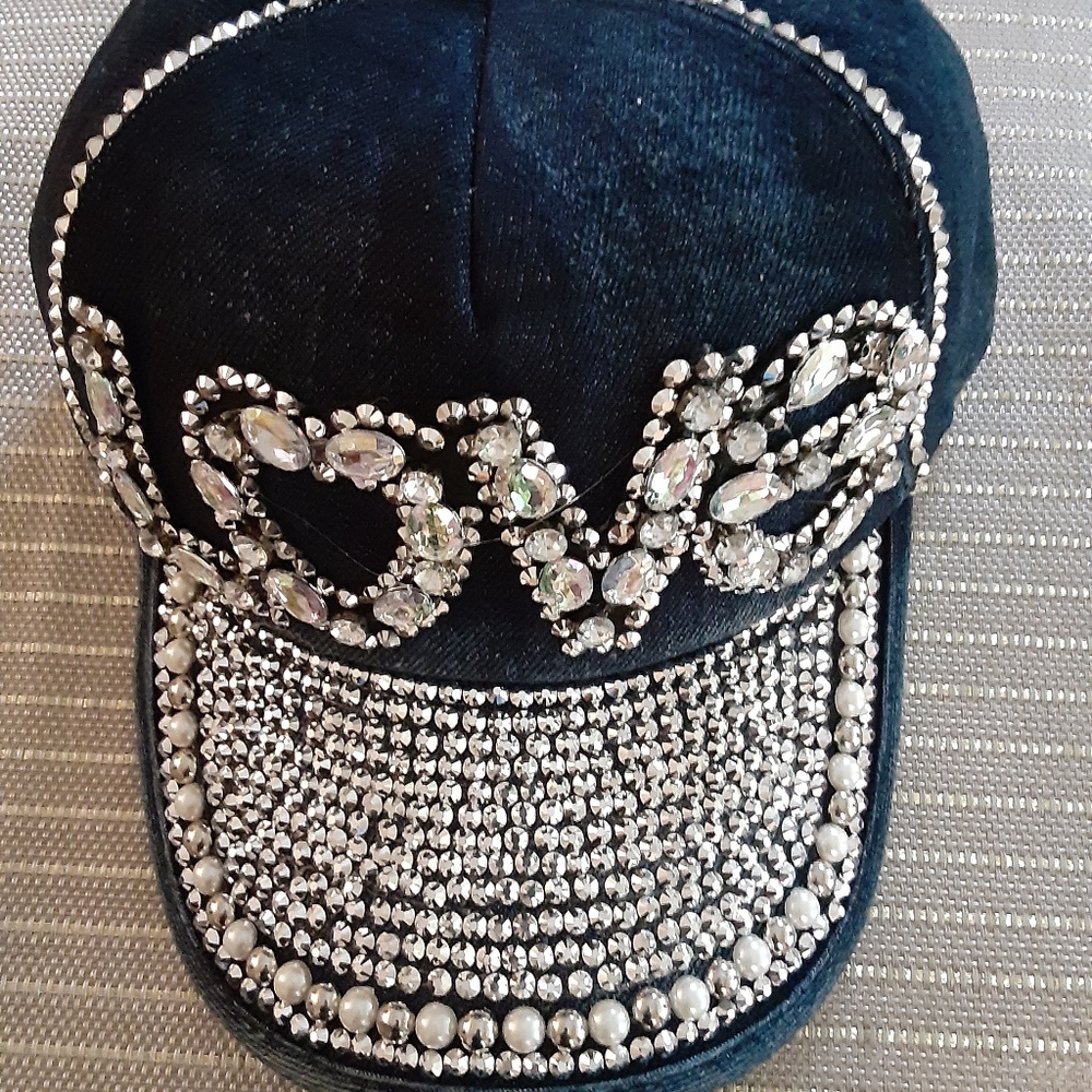Rhinestone "LOVE" Baseball Cap